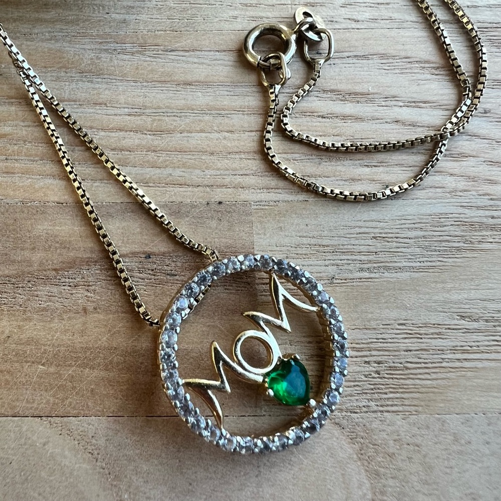 925 Sterling silver gold tone Mom pendant necklace